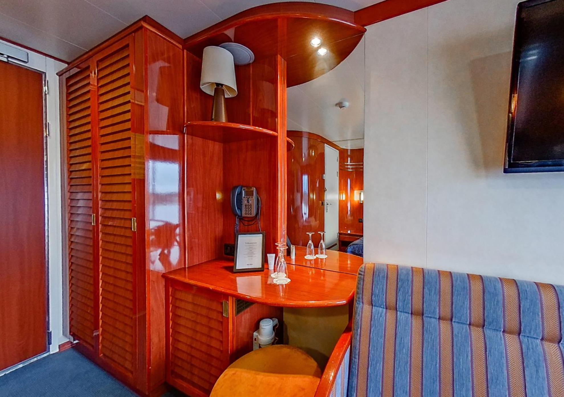 Viking Line - Overnight Cruise From ストックホルム 部屋 写真